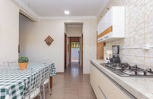 Porto Feliz Ski Chalet | Casa de Campo c/Piscina e Wi-Fi em Gramadinho