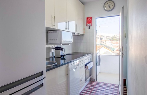 Vila Nova de Gaia House | Casa de Gaia, a view of the Douro River