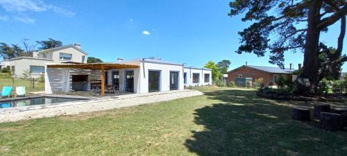 Colonia Chapadmalal House | Casa de playa y campo en Chapa