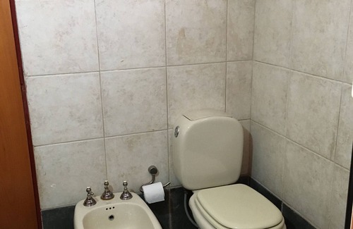 Neuquen House | Casa del Pinar - Daily Weekly or Monthly - The Best Location - Enclosed Garage