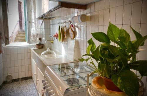 San Terenzo Monti House | Casa Delizia