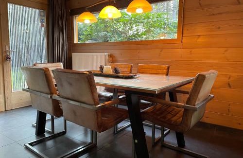 Gierle House | Casa Delux