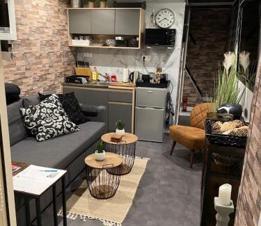 Amsterdam North Bed & Breakfast | Casa di maksch de miniatura