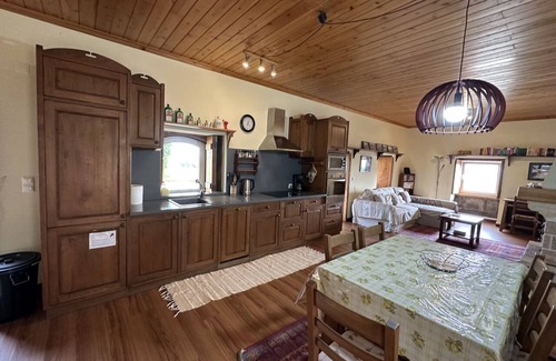 Porto Judeu House | Casa do Alemão - perfect holiday home with sea views