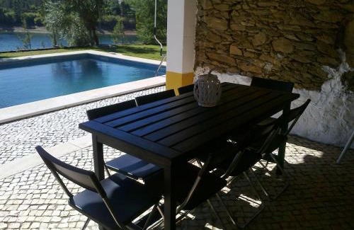 Serra House | Casa do Pai Castelo de Bode