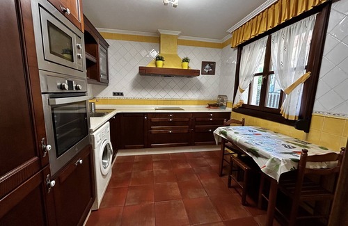 Cue Cottage | Casa El Pontón for 8 people