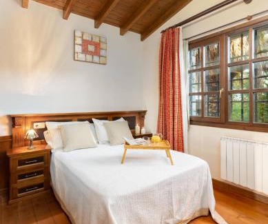 Naves House | Casa en la Costa con wifi, jardín y barbacoa