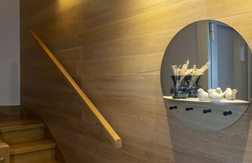 San Cristobal House | Casa en Vitoria-gasteiz Cerca del Centro de la Ciudad, Amplia y Acogedora