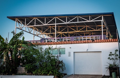 Levittown House | Casa Especial @10 min from Dorado, 20 from San Juan