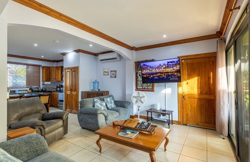 Bejuco House | Casa Famosa - Large Family Home with Private Pool