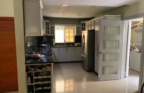 San Cristobal House | Casa Flores