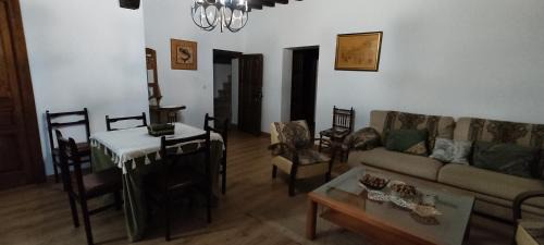 San Martin del Castanar Apartment | Casa Fuente la Calle