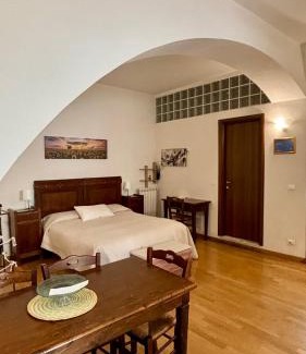 Canino House | Casa Gialla