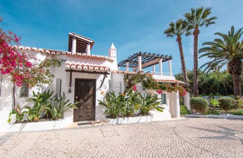 Mato Serrao Villa | Casa Isabella