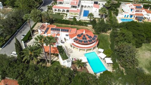 Mato Serrao Villa | Casa Isabella