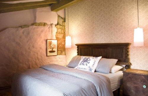 Navalsaz House | Casa Jardín