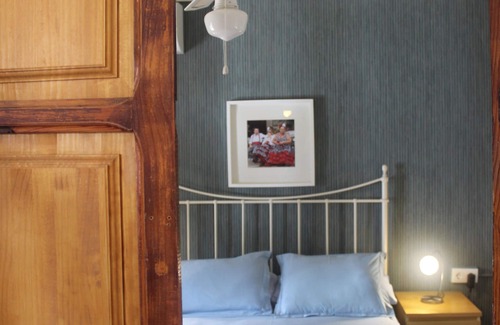 Almedinilla Bed & Breakfast | Casa La Nuez B & B, spacious bathrooms, free WiFi, terrace, swimming pool, garden