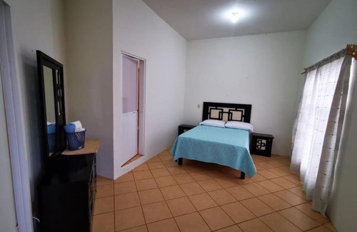 Jalpan de Serra House | Casa las Palmas