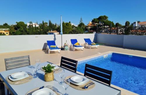 Carvoeiro House | Casa Limão - Private Pool - Beach & Center (650m)