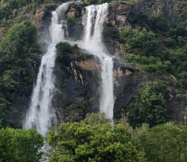 Cortinaccia Apartment | Casa Maghin , appartamento con vista