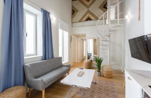 Old Town Apartment | Casa Manuel de Falla by Cadiz4Rentals