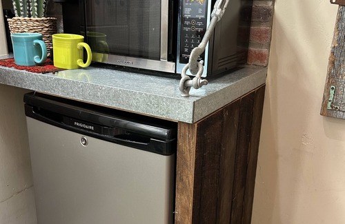 Fredericksburg Cottage | Casa Mariposa/Charming Private Hideaway/Great Central Location/Cantina/Firepit