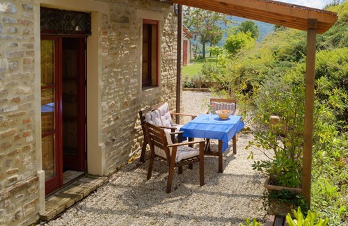 Montecarotto Apartment | Casa-Montale, 3/5 Sotto, typical country house, gr. Pool, secluded location, panoramic views