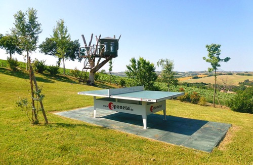 Montecarotto Apartment | Casa-Montale, 3/5 Sotto, typical country house, gr. Pool, secluded location, panoramic views