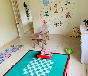 Foz do Iguacu House | Casa Nina, com Piscina e Brinquedoteca, Super Próxima das Cataratas e Aeroporto