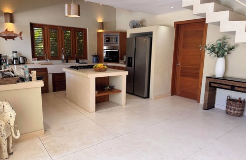 Las Terrenas Villa | Casa Ola, Lux 5 Bedrm, 5 Bath Villa, w' Private Pool, 2 min walk to Playa Coson