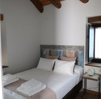 Triacastela House | Casa Os Prados da Albela