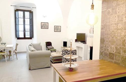 Santiago Apartment | Casa Palacio Muñoz Chaves
