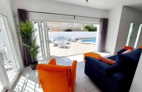 Los Alcazares Villa | Casa Palma by Rental Hero