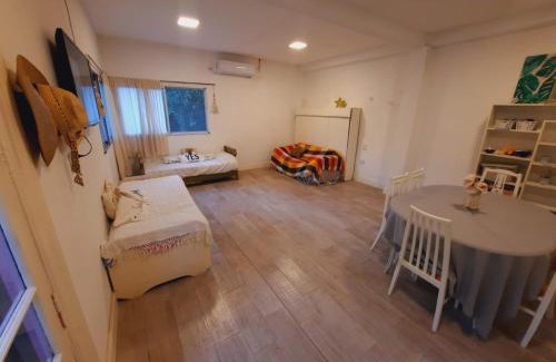 La Union House | Casa quinta con gran parque, pileta y parrilla a 15 min del aeropuerto