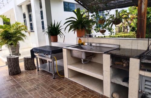 Melgar House | Casa Quinta Flower