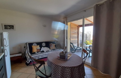 Propriano Apartment | Casa Régina - T2 N ° 3/Panoramic sea view terrace