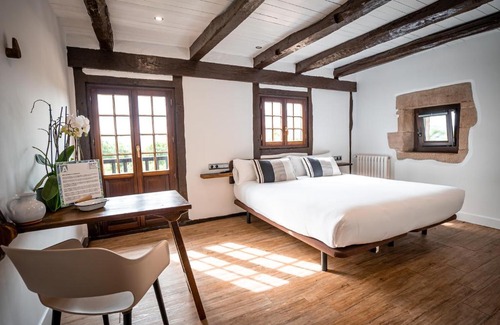 Hondarribia House | Casa Rural Arotzenea