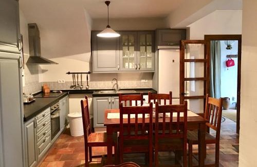 Valdetortola House | Casa Rural Finca Buenavista