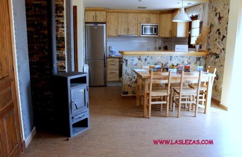 Biel House | Casa Rural Las Lezas