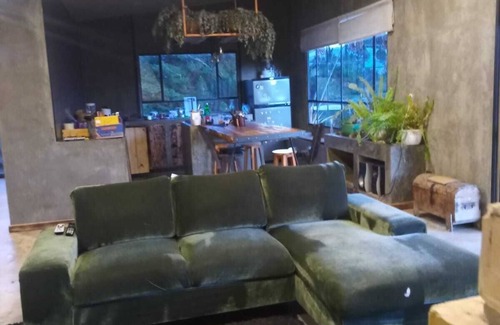 Sesquile Cabin | Casa Rural Reformada con Chimenea, al Lado de Rutas de Senderismo