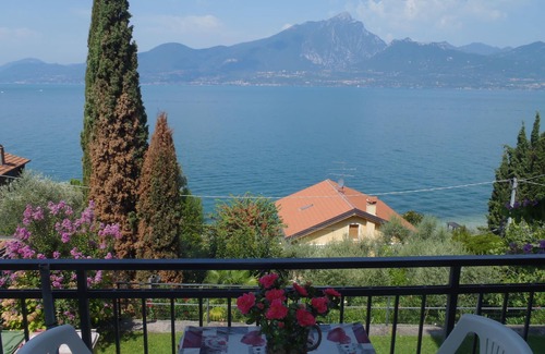 Torri del Benaco Apartment | Casa Stefano n. 2 - spectacular lake view - parking - WIFI free