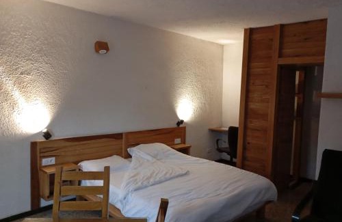 Prajila House | Casa Stejaru