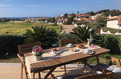 La Ciaccia Apartment | Casa Su Soli Sardu 10 - Blick aufs Meer vom Swimmingpool!