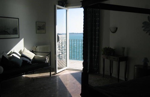 Longa House | Casa Sulla Laguna