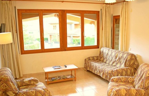 Horta de Sant Joan House | CASA TONI GRANDES GRUPOS