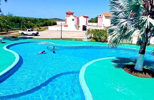 Tucacas House | Casa Vacacional de Playa Vip