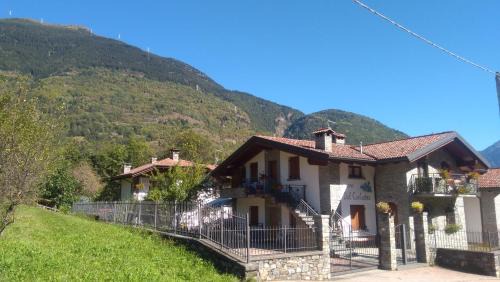 Corteno Golgi Apartment | Casa Vacanza Dal Contadino CIR O17063