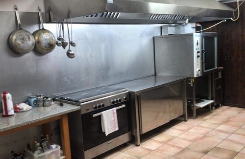 Montegranaro Villa | Casale Terra e Sole, private pool, Jacuzzi, 9 bedrooms, 22 people,