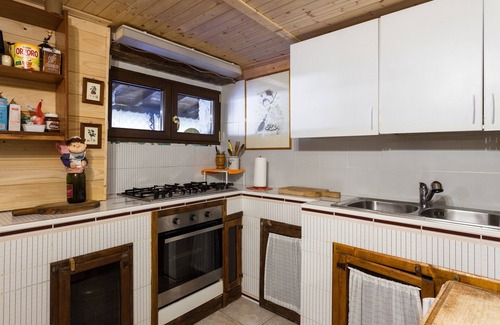 Montefalcone Appennino Cottage | Casale Viozzi – Relax and Nature in the Marche