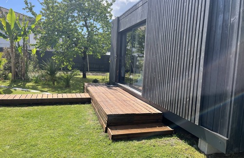 Saint-Vincent-de-Tyrosse Ski Chalet | Casaloft- Loft+ le Jacuzzi Privatif